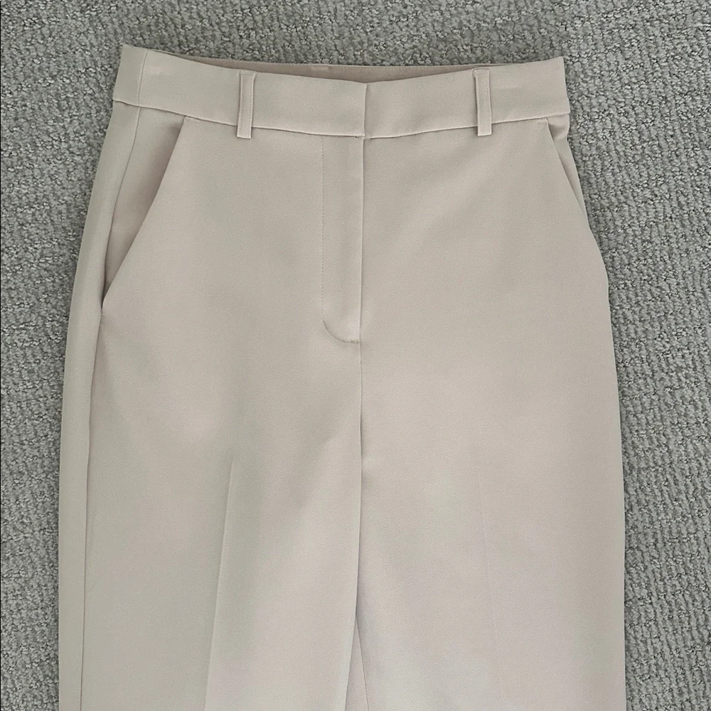 Express Editor High Rise Trouser - Picture 2 of 4